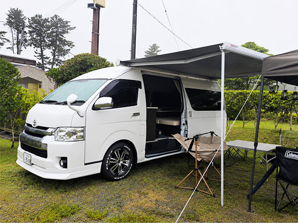 ハイエースキャンパー特装車ベース